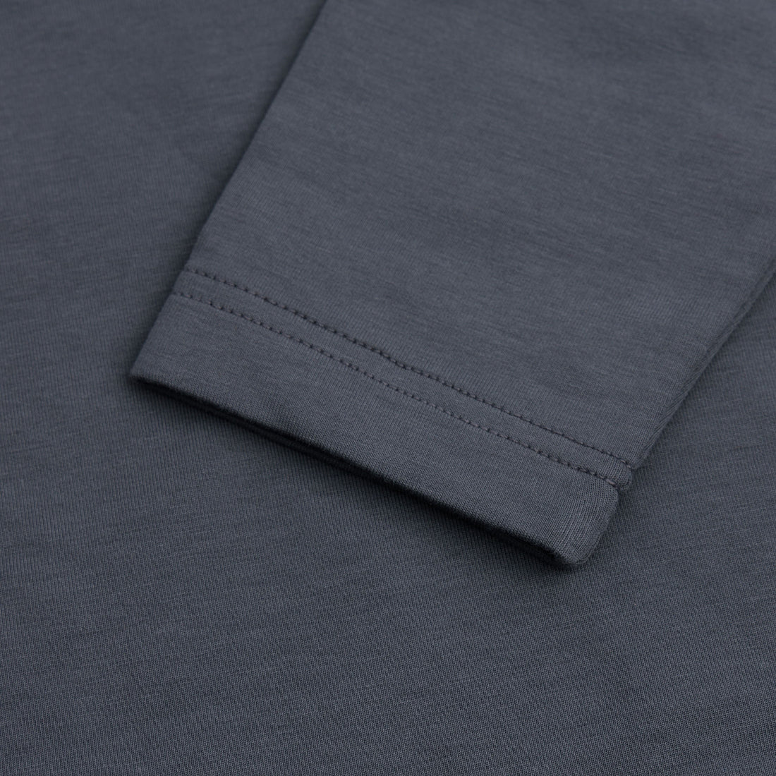 SMOKE GREY HALF ZIPPER MOCK NECK