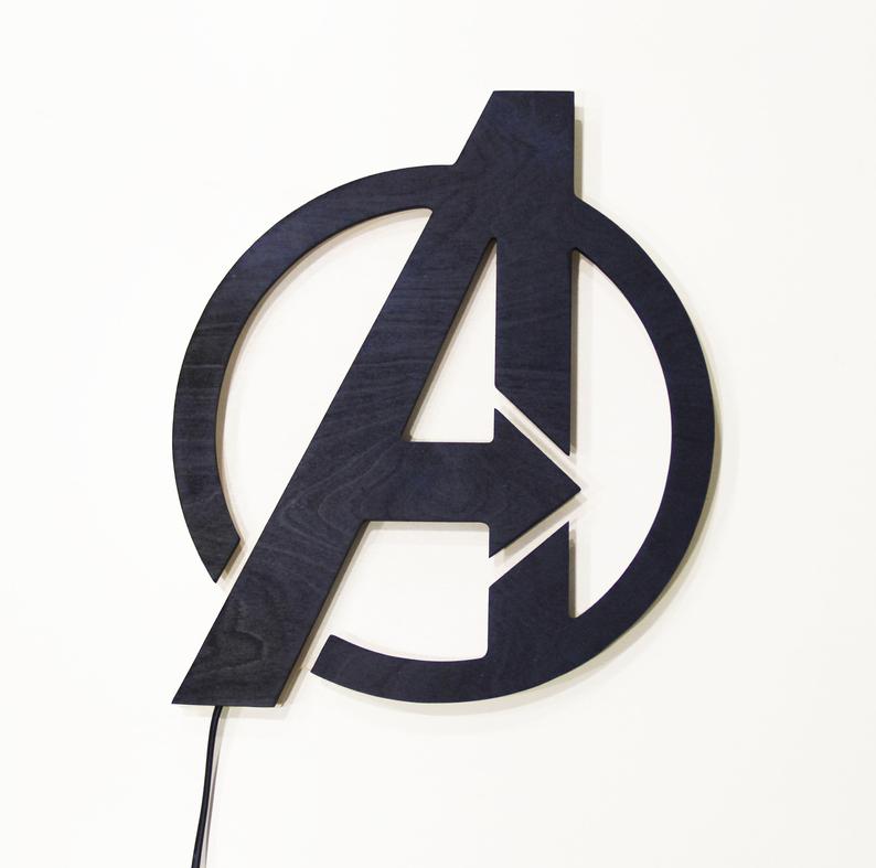 AVENGERS LED LOGO LIGHT.